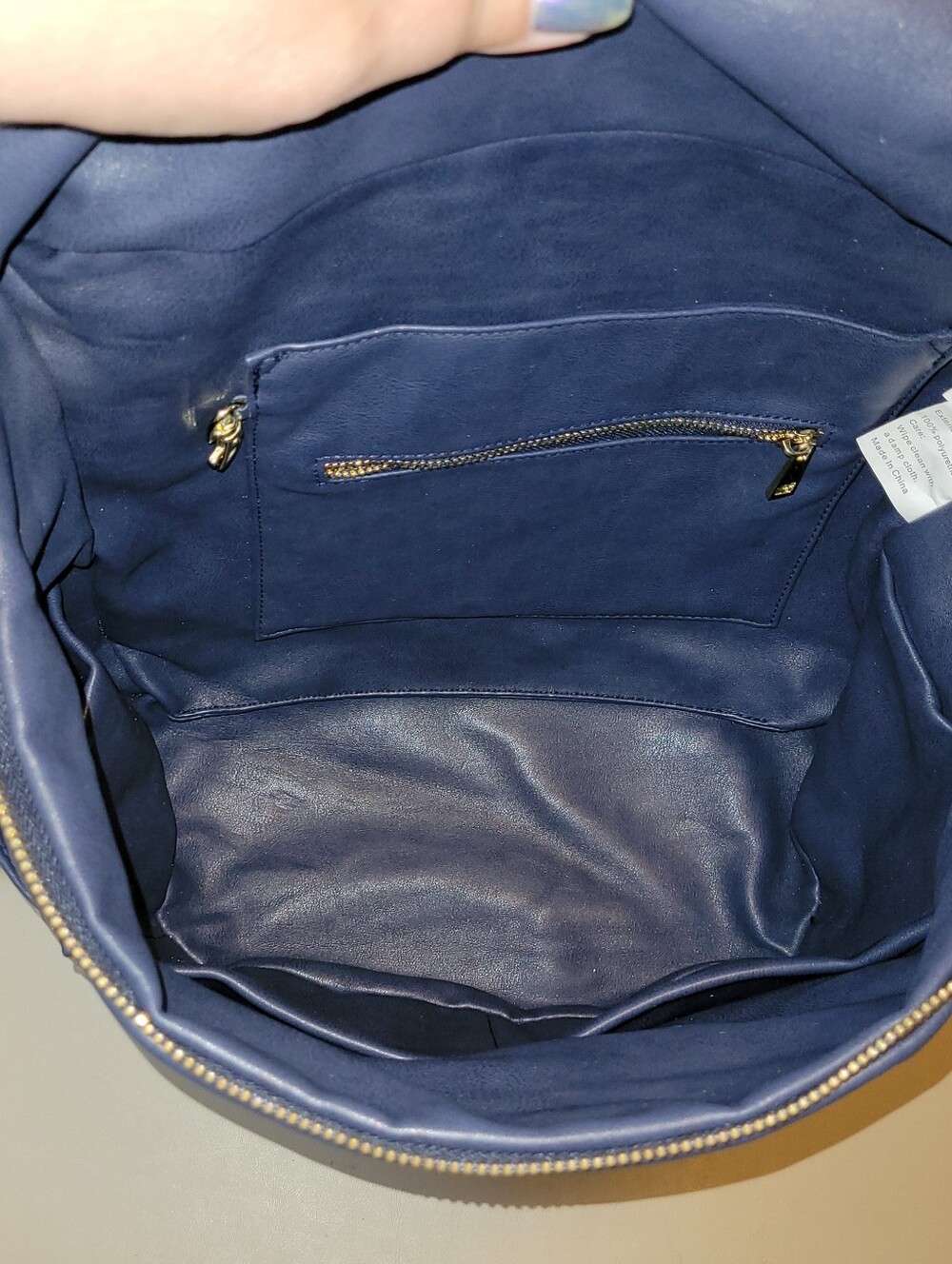 Fawn Design - Blue Bag/ Backpack Diaper Bag. Multi-pocketed Good Condition! - Picture 10 of 16